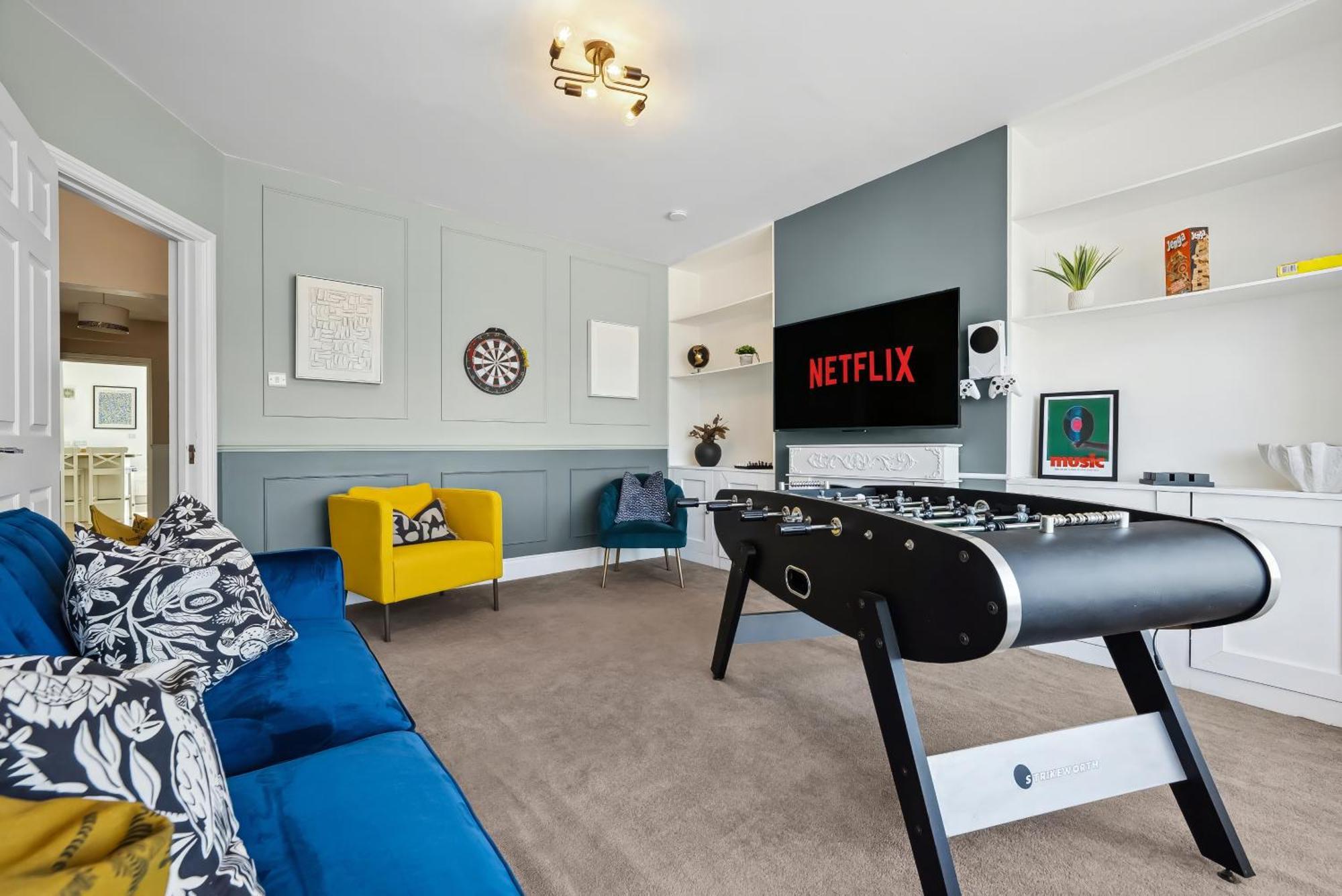 Long Term And Summer Special Offer! 5-Bedroom Spacious, Stunning Design, Sociable Areas & Cosy House Near South Downs Park, Sleeps 11 With Games Room, Private Parking And Garden- By Blue Puffin Stays Уотерлувилл Экстерьер фото